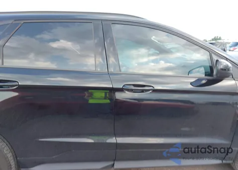 2024 Ford Edge St-Line z USA, uszkodzony, nr VIN 2FMPK4J98RBA30464